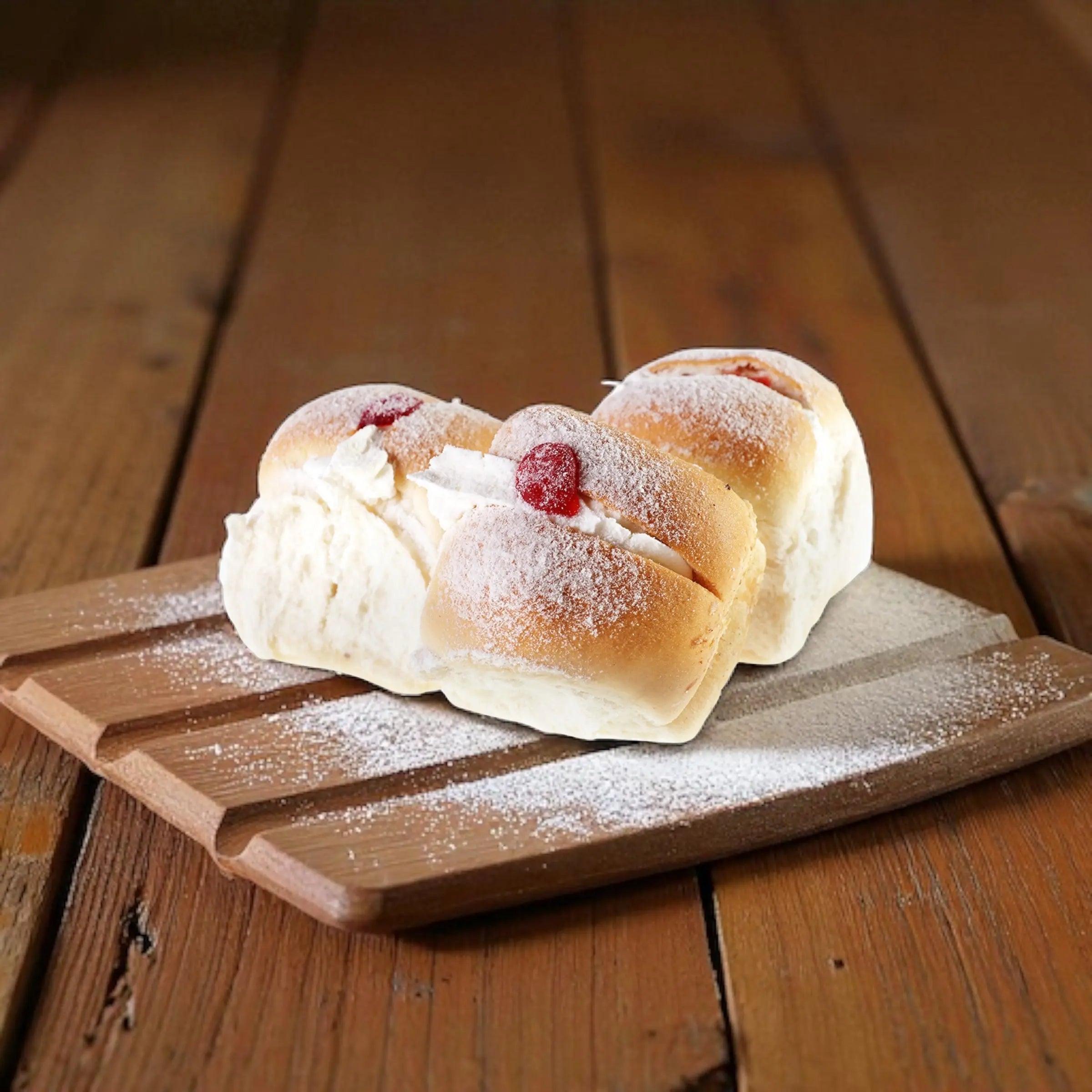 CREAM BUNS 4 PACK